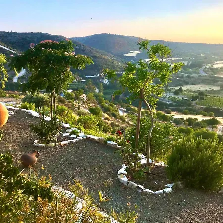 Campo de lujo Exclusive Nirvana Yurts Glamping *
